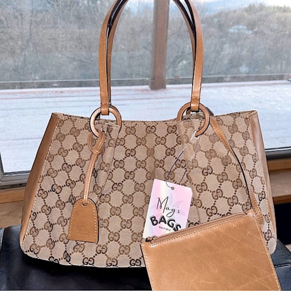 Gucci Beige and Brown Shoulder Bag